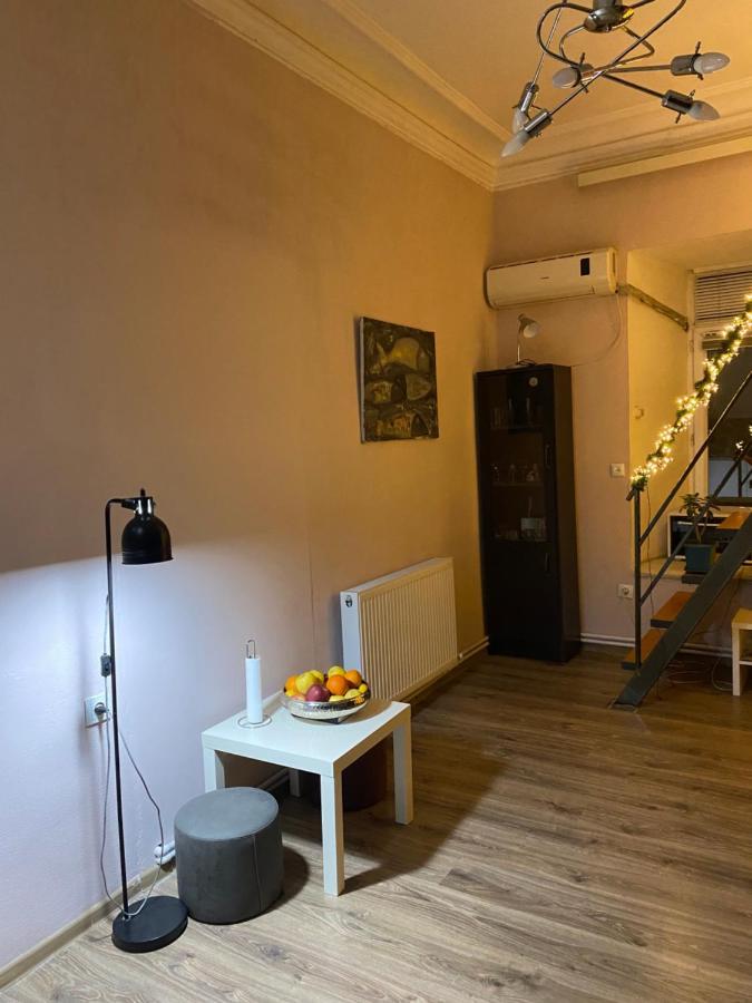 Art Apartment In Kala Tbilisi Historic District ภายนอก รูปภาพ