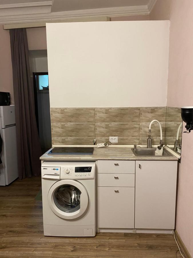 Art Apartment In Kala Tbilisi Historic District ภายนอก รูปภาพ